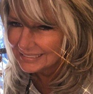 Meet your Posher, Carol